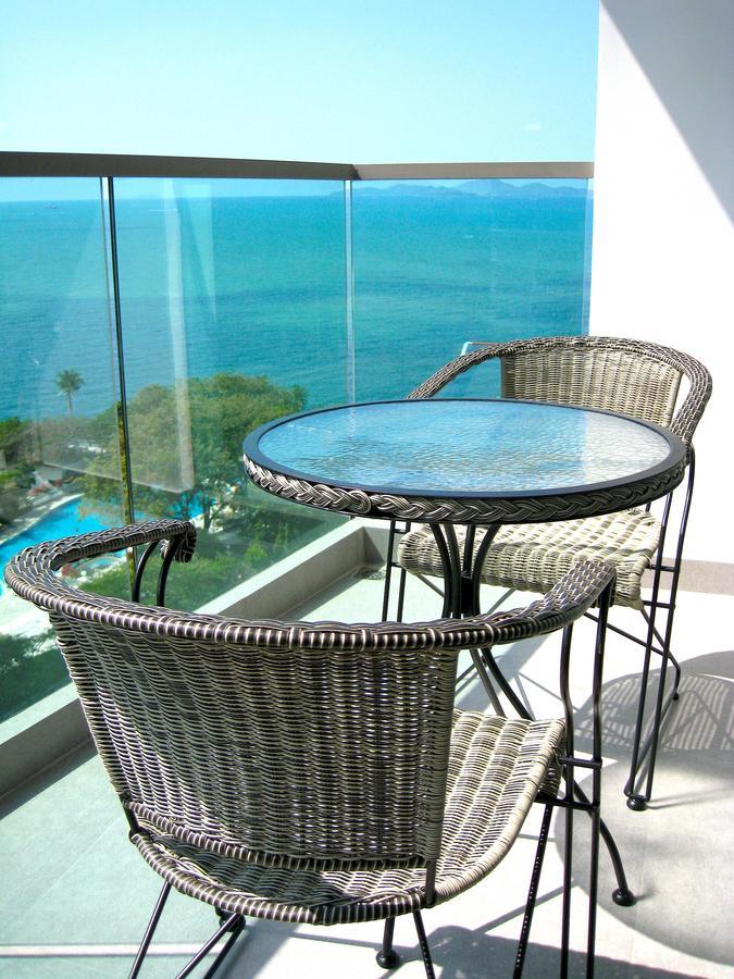 Wong Amat Tower Appartement Pattaya Buitenkant foto