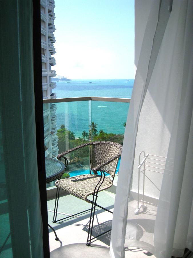 Wong Amat Tower Appartement Pattaya Buitenkant foto